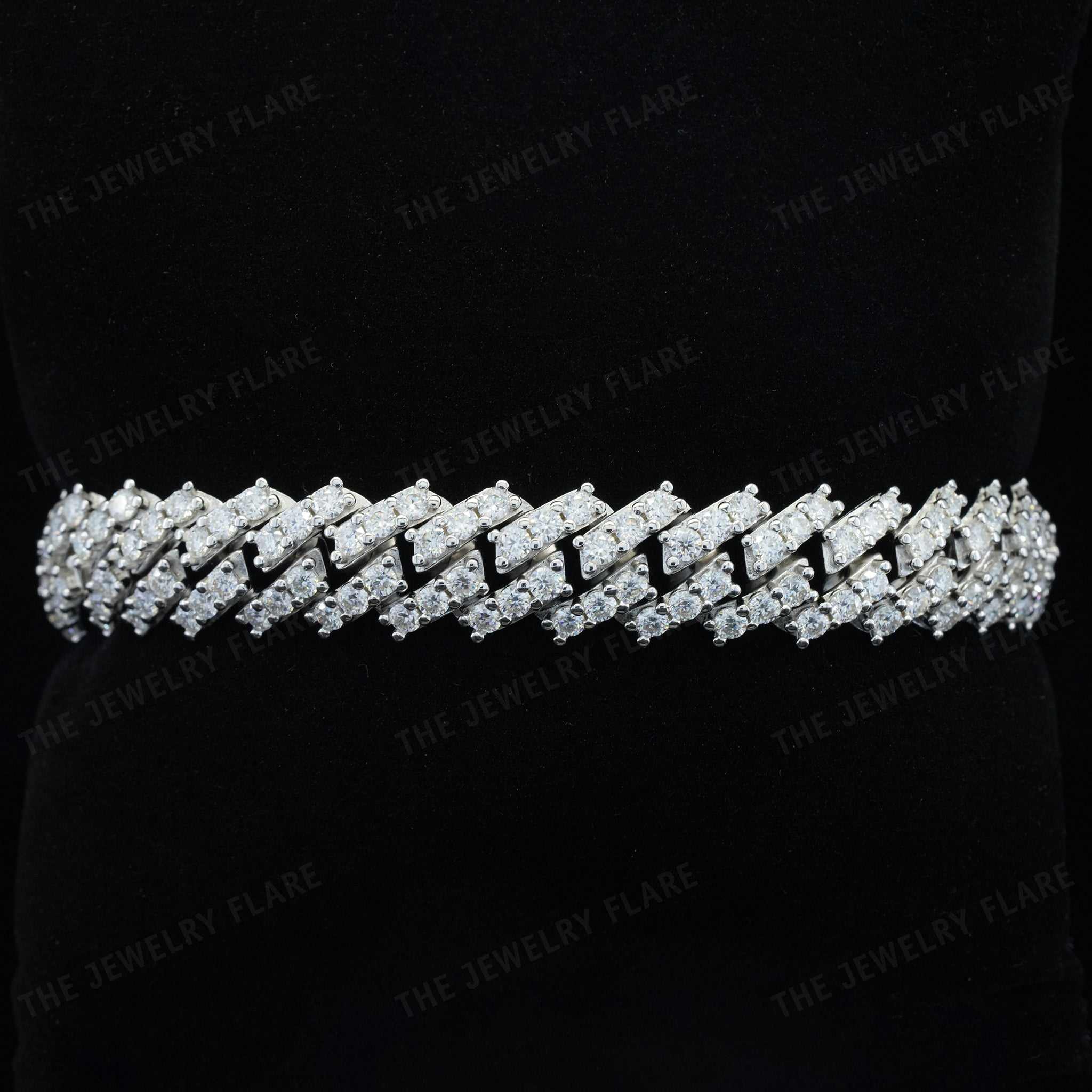 Round Cut Iced Out Cuban Link Moissanite Bracelet