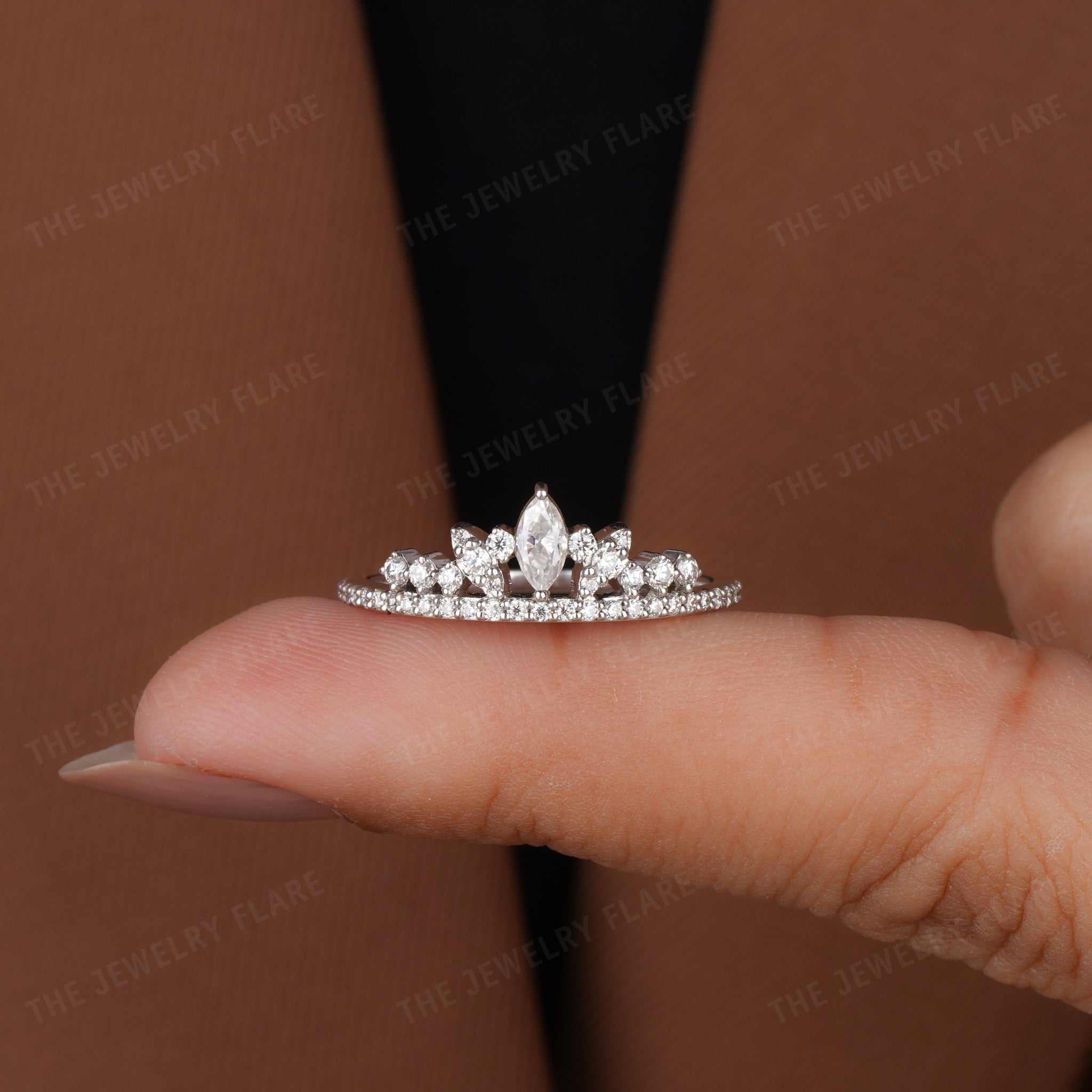 Marquise Shaped Vintage Women Tiara Crown Band Ring Third