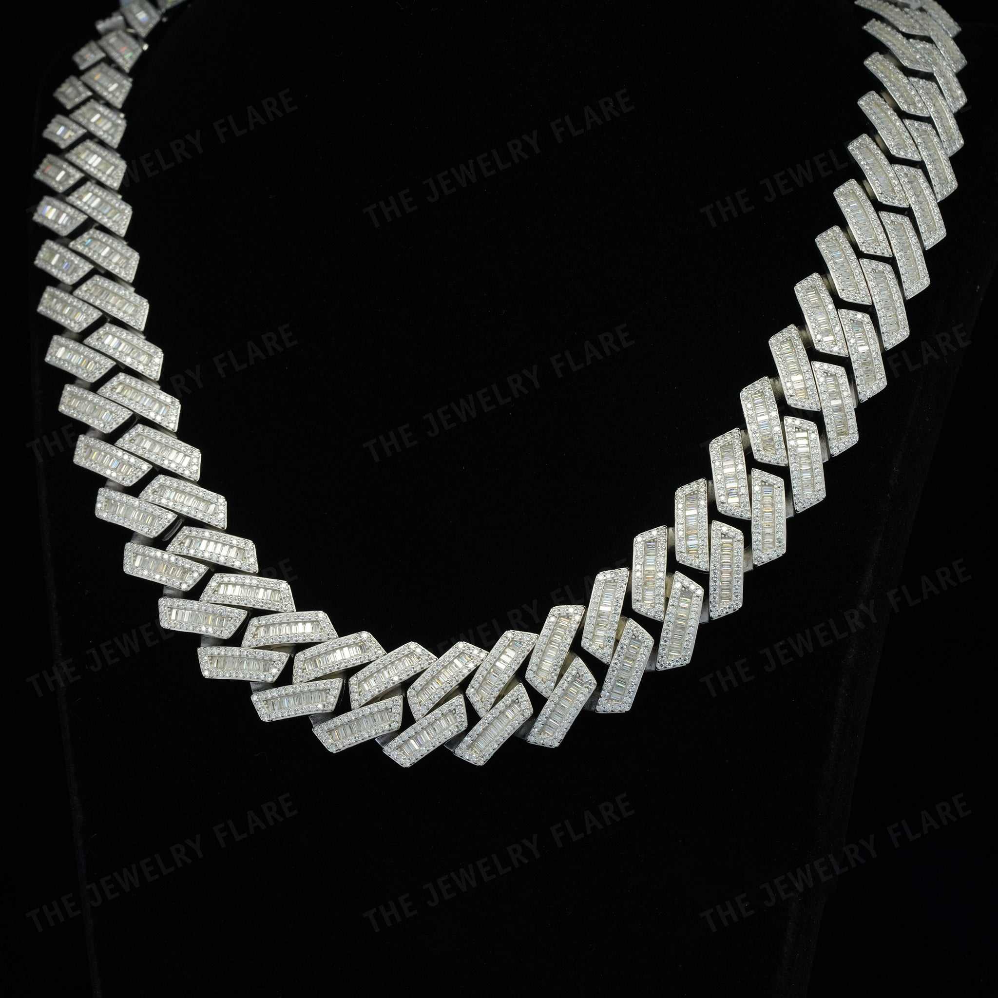 Hip Hop Iced Out Moissanite Cuban Link Chain