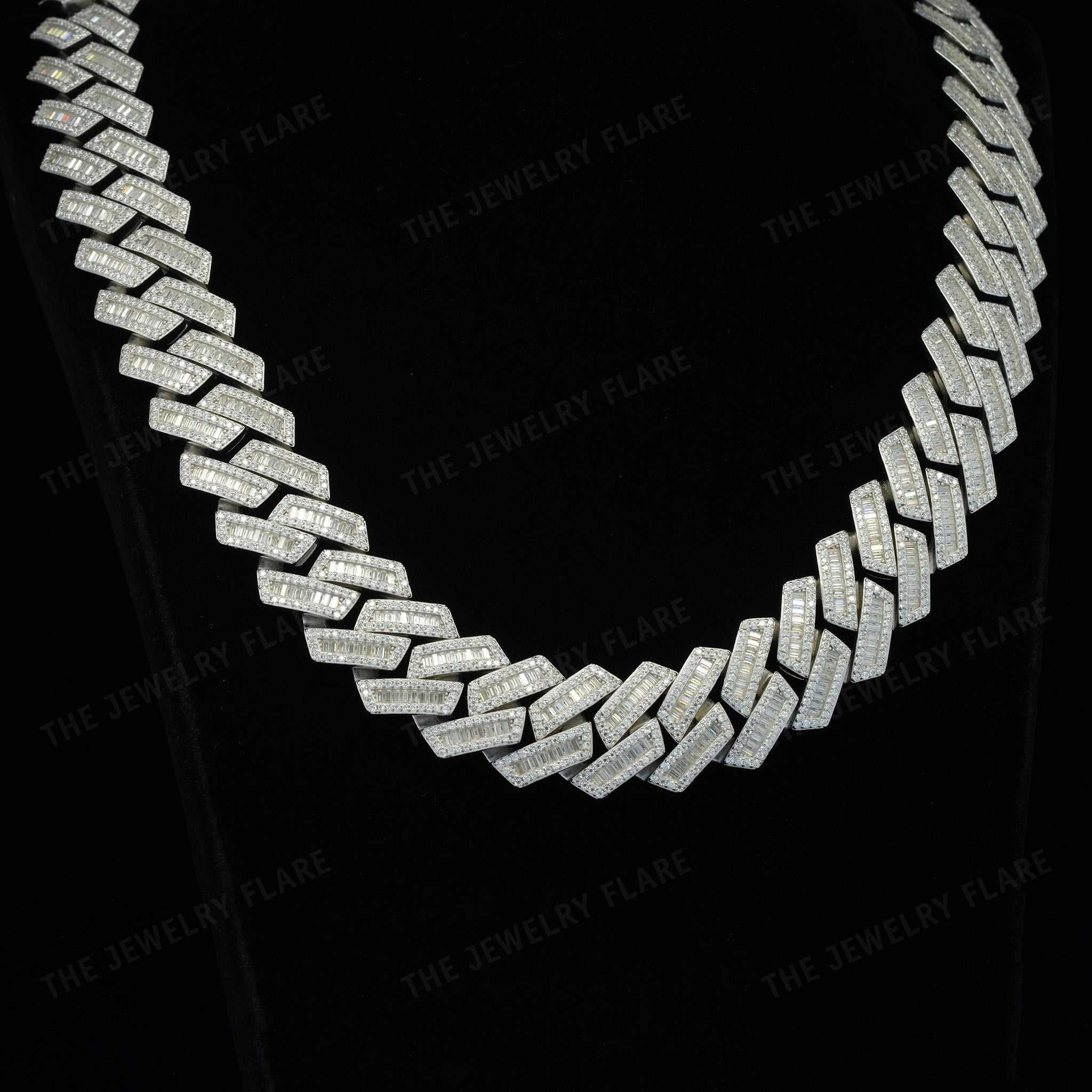 Hip Hop Iced Out Moissanite Cuban Link Chain