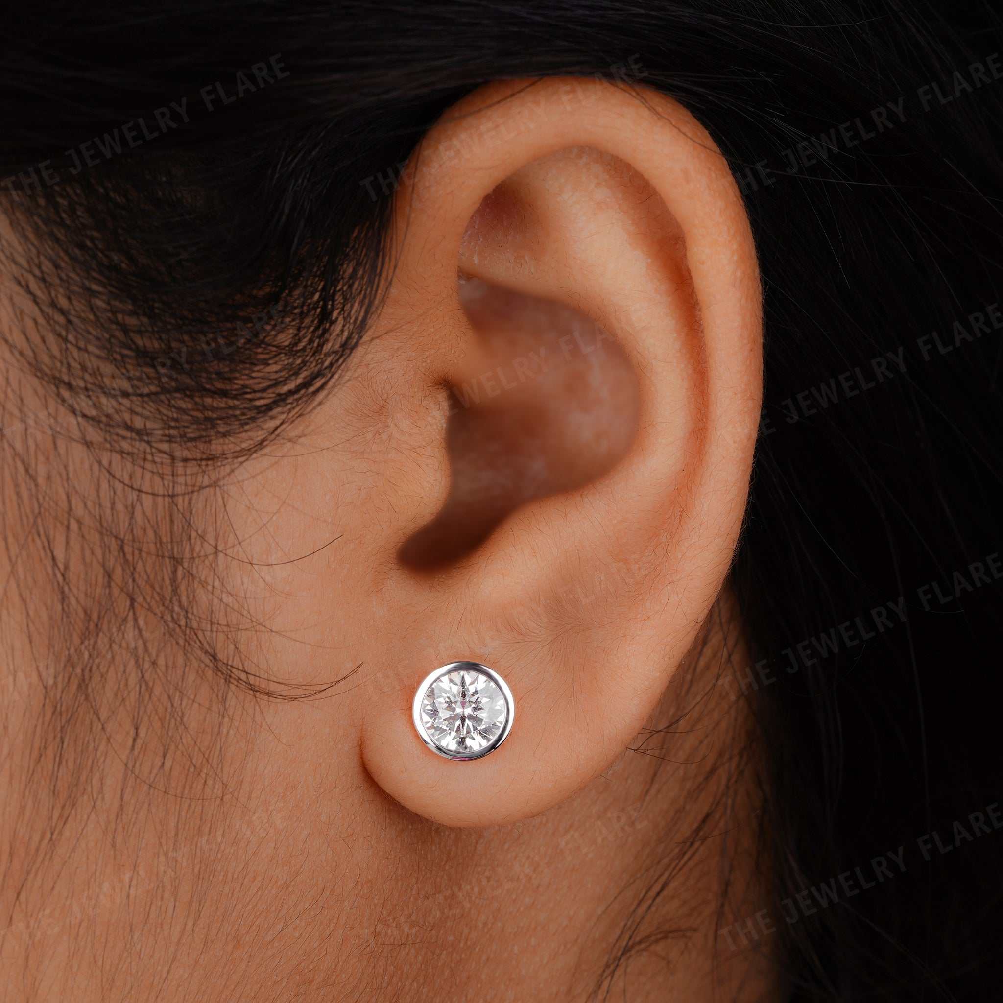 Round Cut Solitaire Stud Earrings