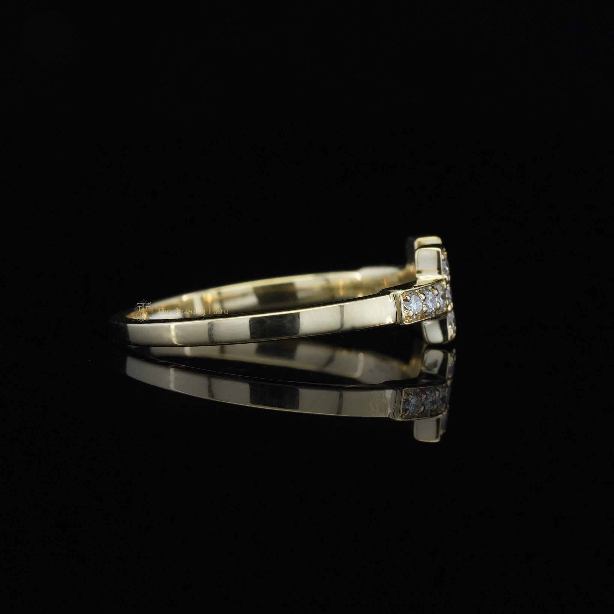 Double T Design Diamond Ring